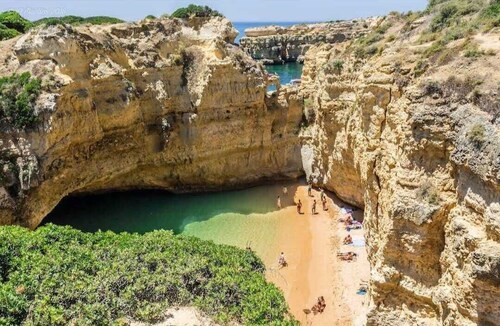 Bright and charming 1 bedroom on the edge of the most beautiful beaches