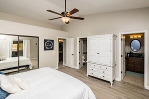 3 bedrooms, desk, iron/ironing board, travel cot