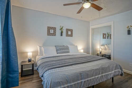 Walk to UNM, 1bd/1ba, Clean!