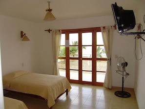 Twin Room, 2 Single Beds