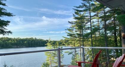 WATERFRONT COTTAGE in Muskoka