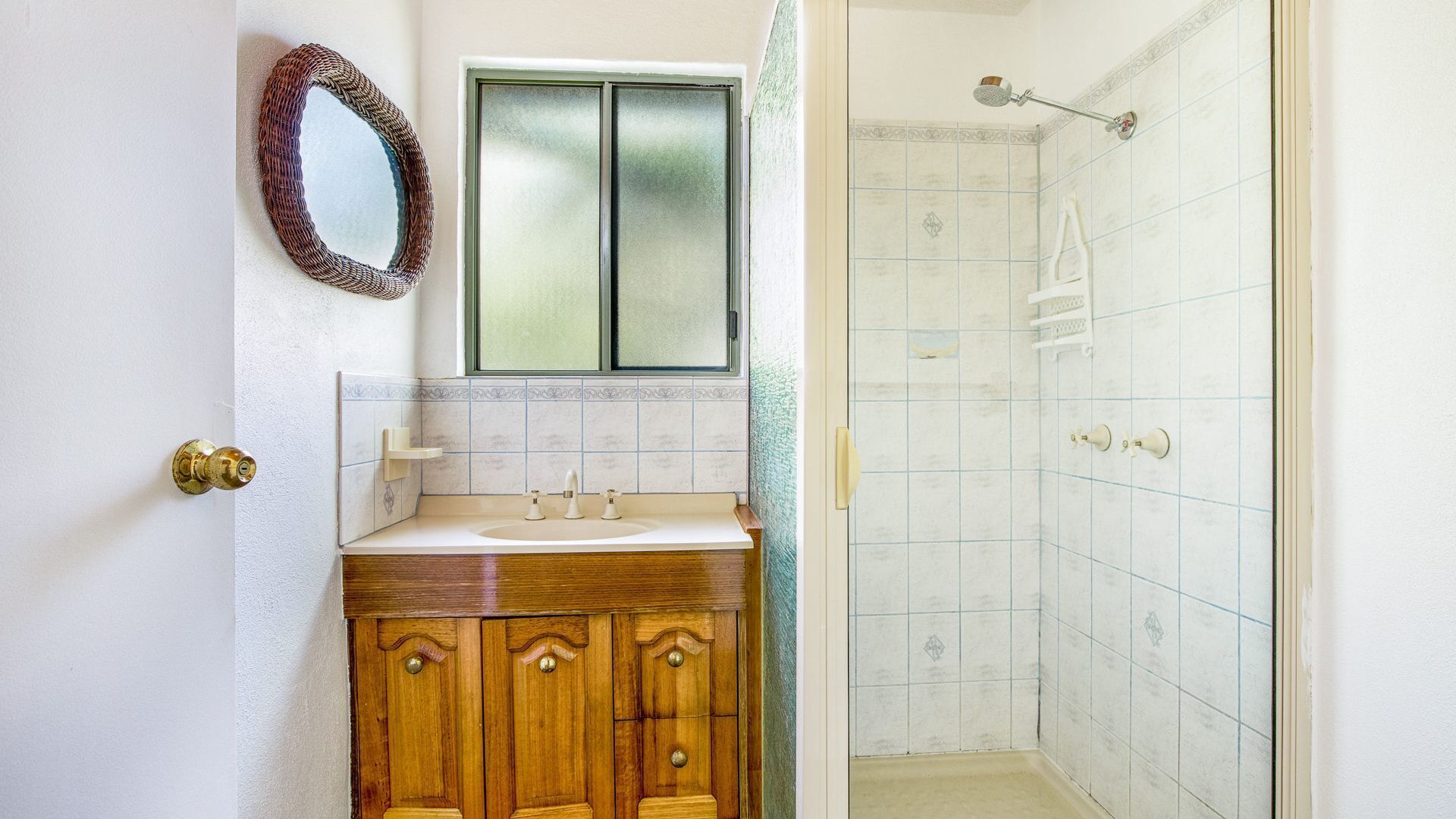 Amaroo - Rainbow Shores. Room For Everyone! Walk to the Beach! Pool — image 12