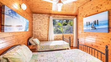 6 bedrooms, iron/ironing board