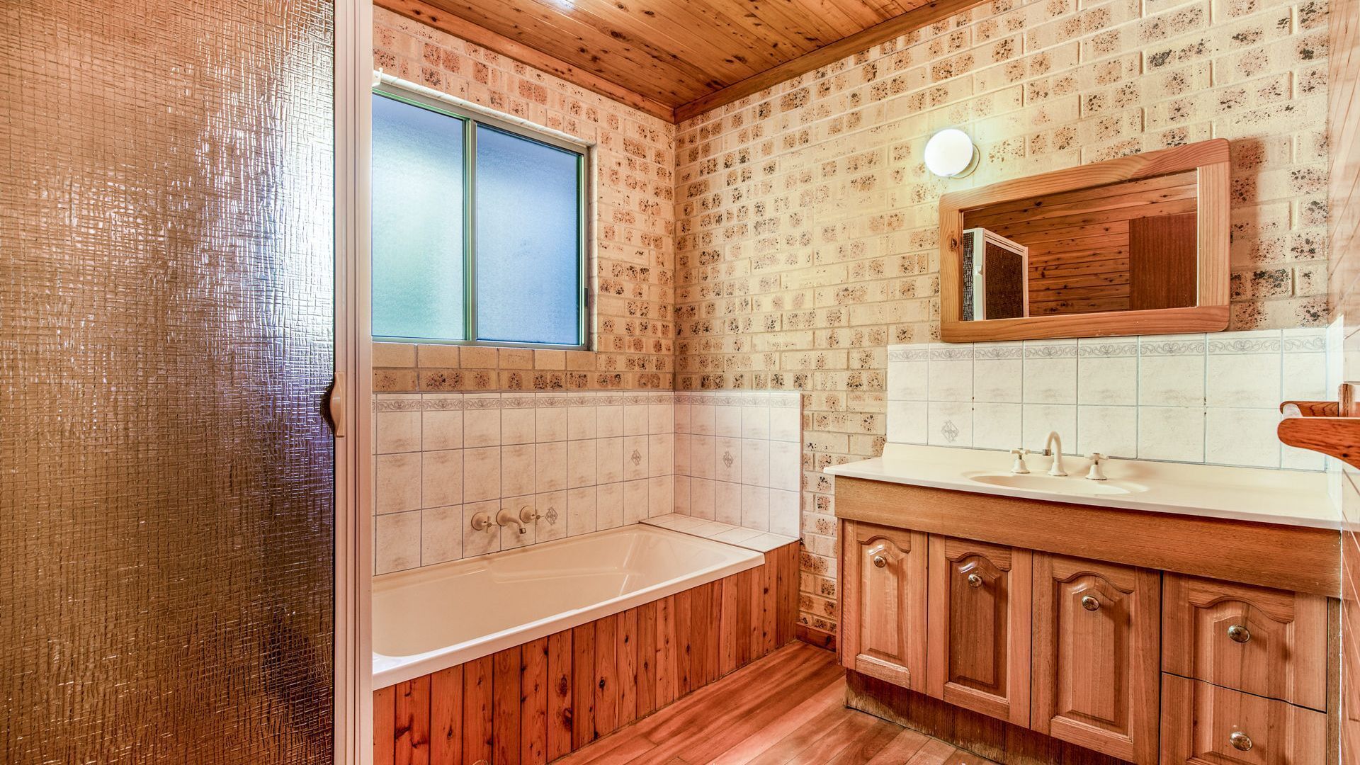 Amaroo - Rainbow Shores. Room For Everyone! Walk to the Beach! Pool — image 14
