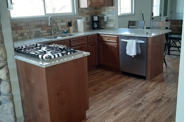 Refrigerador, microondas, horno, placa de cocina