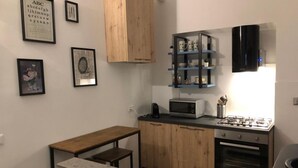 Coffee/tea maker, fridge, microwave, oven - iFlat | The Enchanted Hideaway (Lido di Ostia)