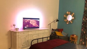 1 bedroom, iron/ironing board, WiFi - iFlat | The Enchanted Hideaway (Lido di Ostia)