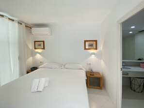 3 bedrooms, iron/ironing board