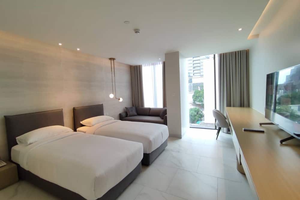 ashley hotel bkk