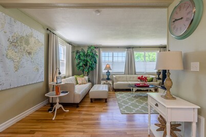 4-bedroom vacation home just 15 minutes to Columbia River
