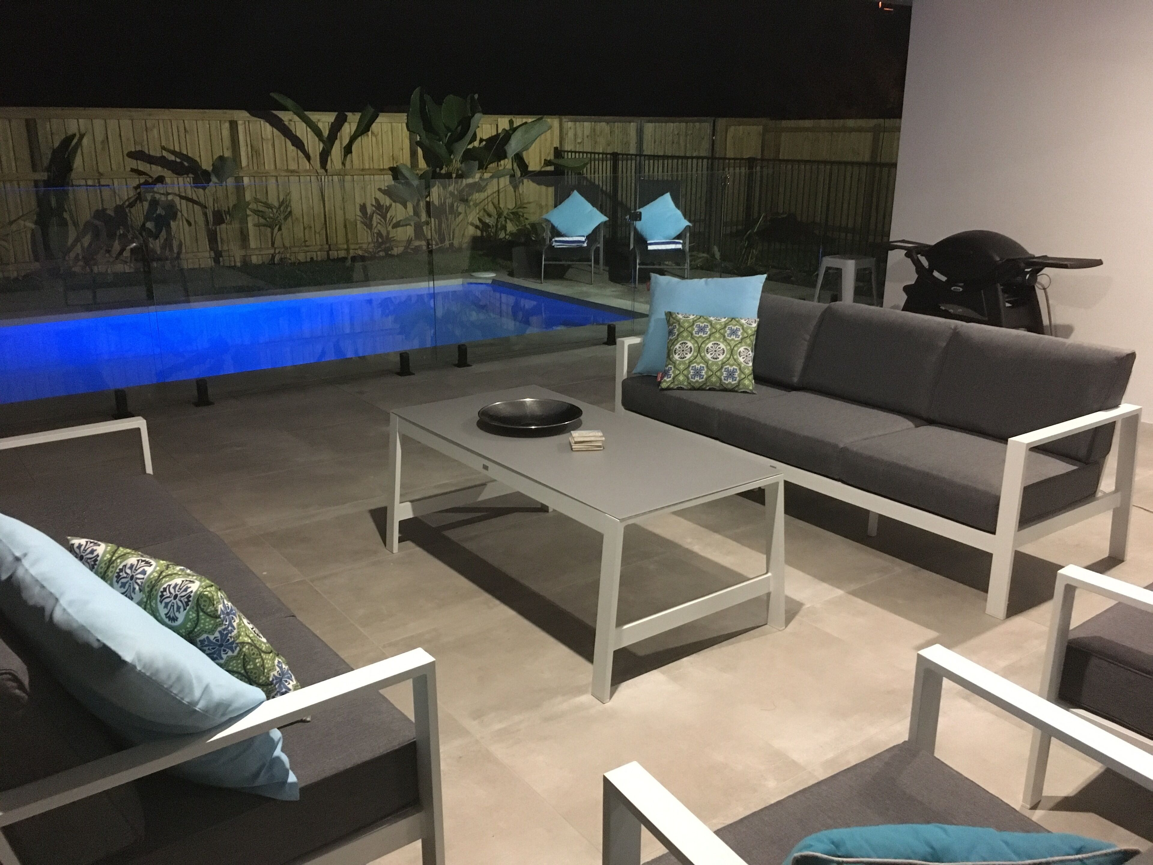 Heated pool for 2 seaside@Palm Cove — image 8