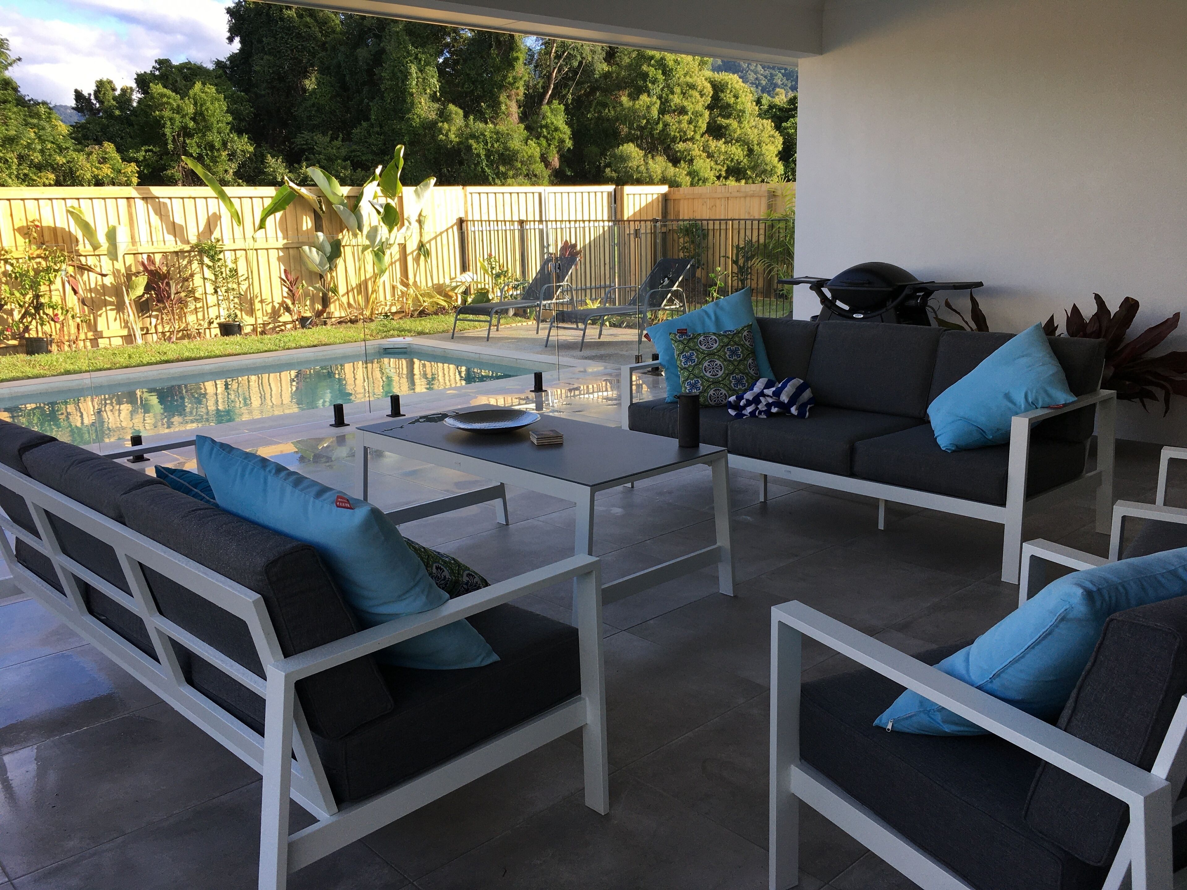 Heated pool for 2 seaside@Palm Cove — image 7