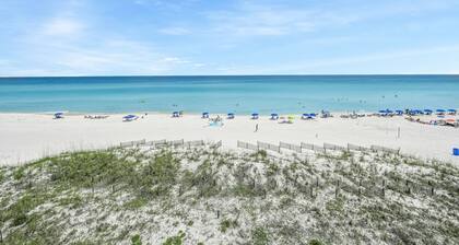 Dreamy Oceanfront Penthouse: Indulge in Luxury Spa, Panoramic Views & Beach Fun!