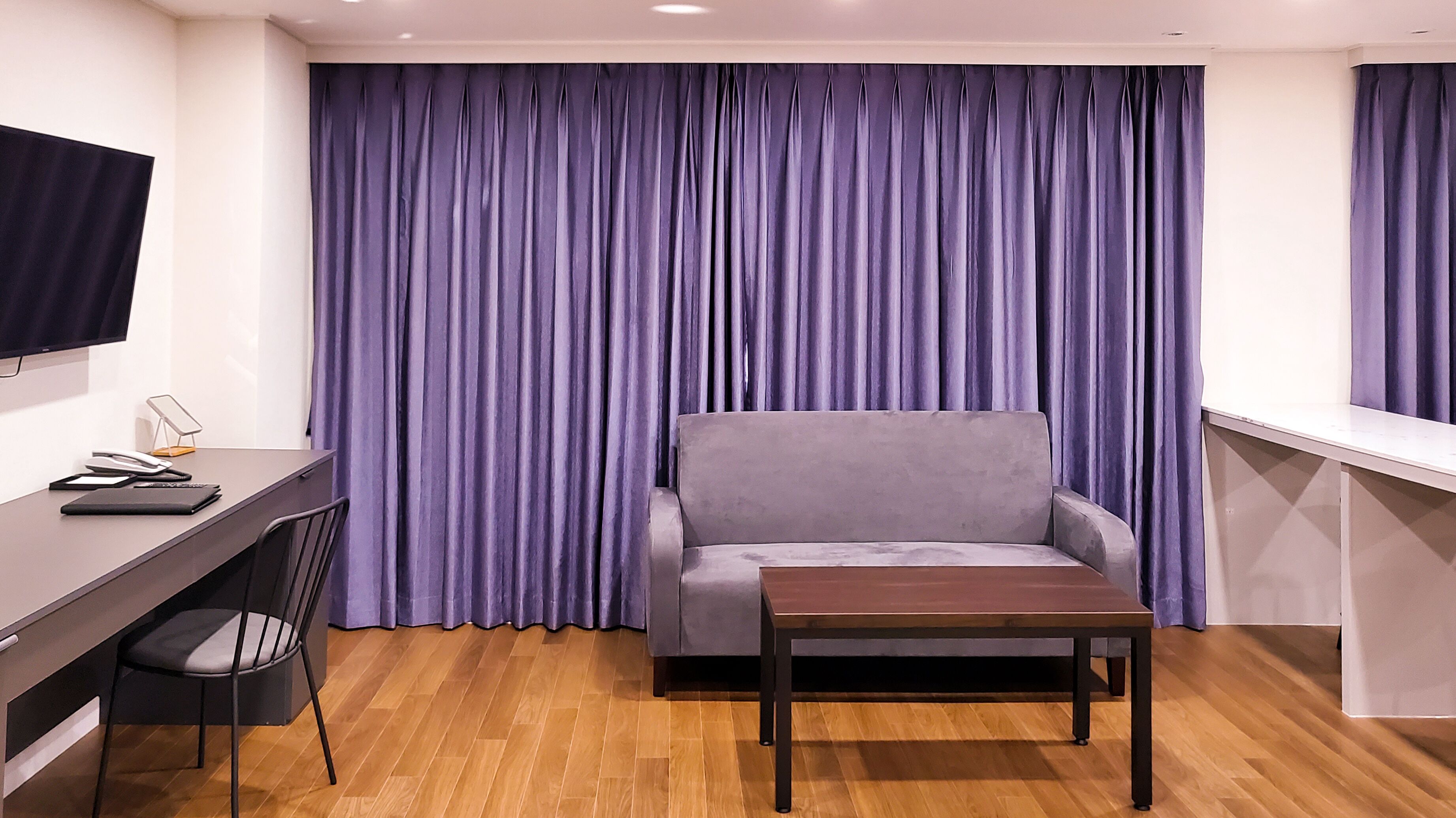 family suite | living area | led tv, netflix, heated floors, streaming services