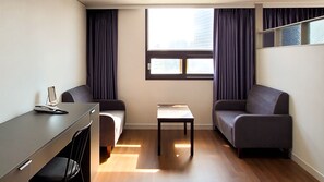 Living room - P&S Hotel Busan (Busan)