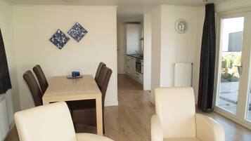 Chalet | Tempat makan