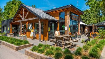 Chalet | Exterior