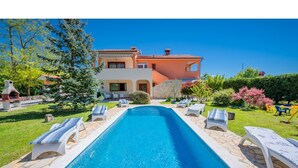 Unclassified image, 3 of 41, button - Luxury Holiday House with Private Pool & Large Garden near Rabac (Sveta Nedelja)