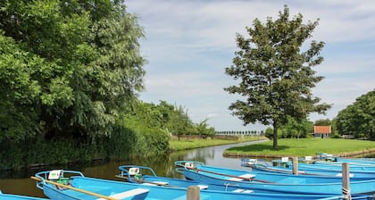 Comfortable Chalet Located in the Polder, Near Alkmaar