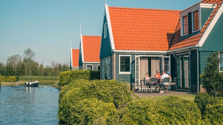 Charming Chalet in De Rijp