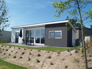 Exterior - Modern Chalet in the Polder 15km From Alkmaar (West-Graftdijk)