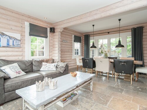 Beautiful Luxurious Villa in North Holland Near the Beach