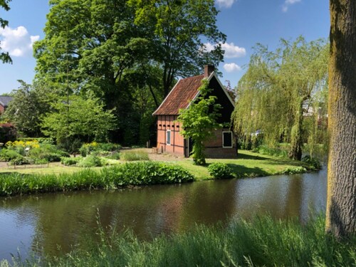 Comfortable Chalet Located in the Green Achterhoek