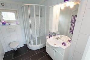 House | Bathroom