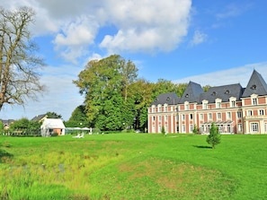 Exterior - Comfortable Apartment With Terrace Near the Normandy Coast (Epreville)