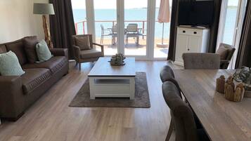 Chalet | Living area
