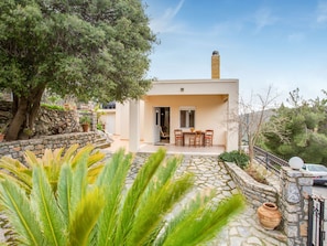 Exterior - Delightful Farmhouse in Aski With Garden (Minoa Pediada)