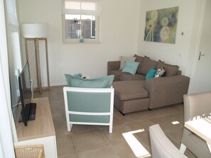 House | Living area - Holiday Home on the Markermeer Near Amsterdam (Uitdam)