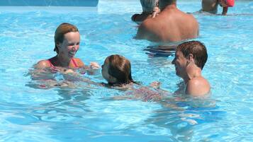 Chalet | Kolam renang | Kolam renang outdoor