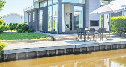 Drenthe Family Getaway w/ Garden