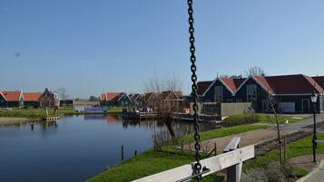 Chalet | Pemandangan dari hartanah