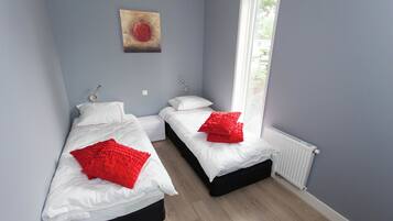 3 bedrooms, individually furnished, bed sheets