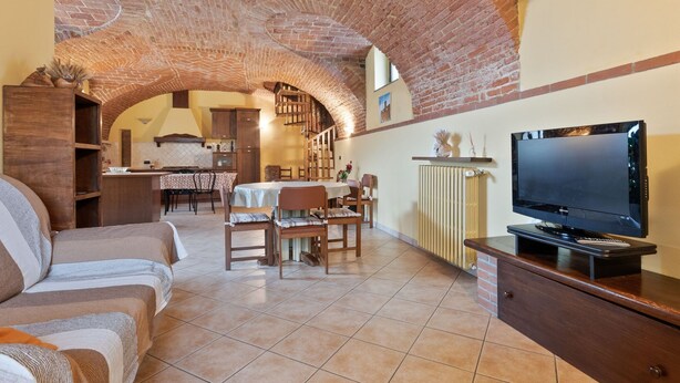 Living room - Peaceful Apartment in Frazione Sessant With Garden (Asti)
