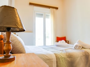 House | 2 bedrooms, bed sheets