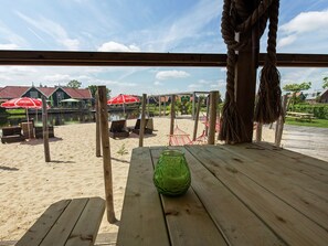 Villa | View from property - Pet-friendly Getaway (West-Graftdijk)