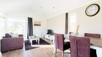 House | Tempat makan