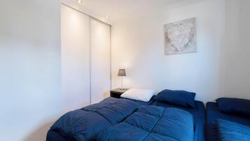 3 bedrooms, individually furnished, bed sheets