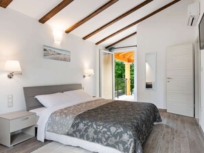 Ferienhaus | 4 Schlafzimmer, individuell eingerichtet, Bettwäsche