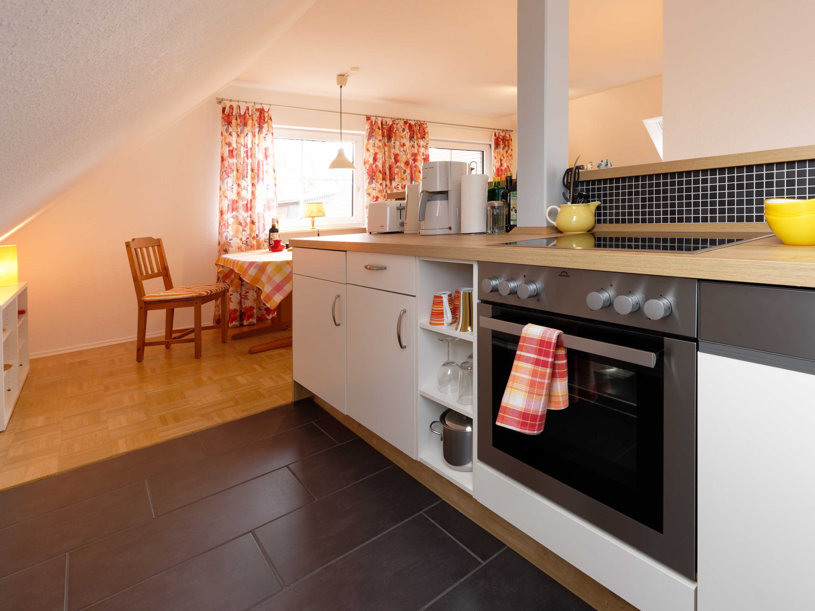 Réfrigérateur, four, lave-vaisselle