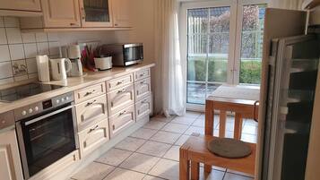 Fridge, oven, dishwasher, highchair