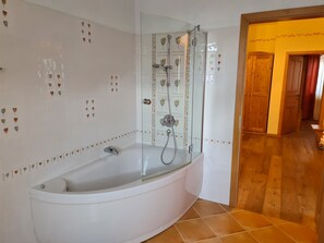 Apartment, 2 Bedrooms | Bathroom | Hair dryer, bidet, towels, soap - Apartments Sitar (Ribnica na Pohorju)