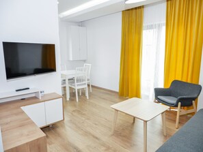 Living area - Clement Apartments (Piatra Neamt)