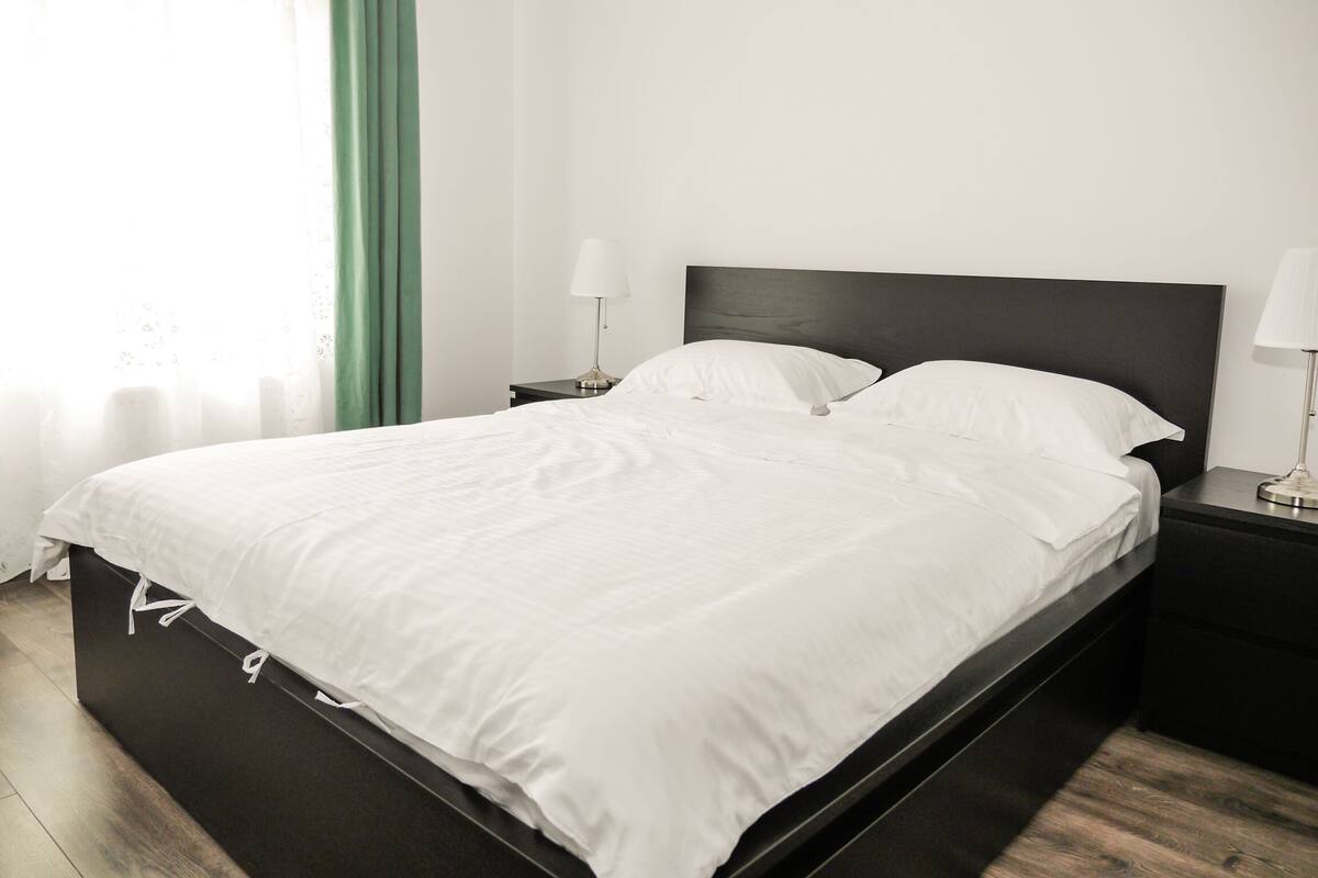 Comfort-Apartment | Schreibtisch, laptopgeeigneter Arbeitsplatz, Bügeleisen/Bügelbrett