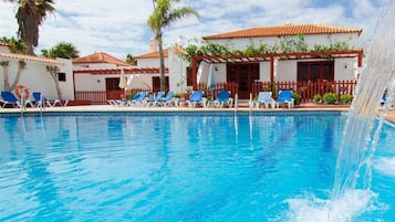 Piscina a l'aire lliure