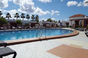 Outdoor pool - Castillo Puerto (Antigua)