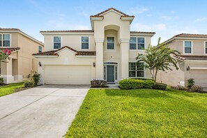 Exterior - Luxury Modern Home With CDC Cleaning Standards, 2 Miles From Disney #6wh546 (Kissimmee)